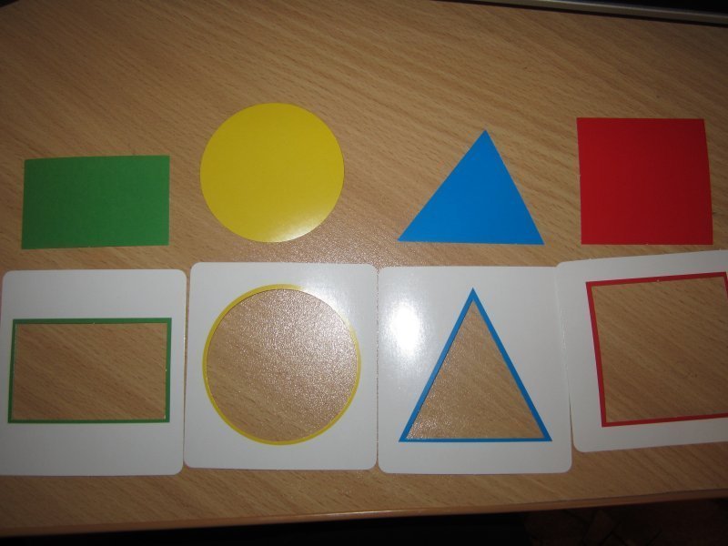 Квадрат треугольник шар. Плоскостные геометрические фигуры. Набор плоскостных геометрических фигур для дошкольников. Игры с геометрическими фигурами. Картонные фигурки геометрические.