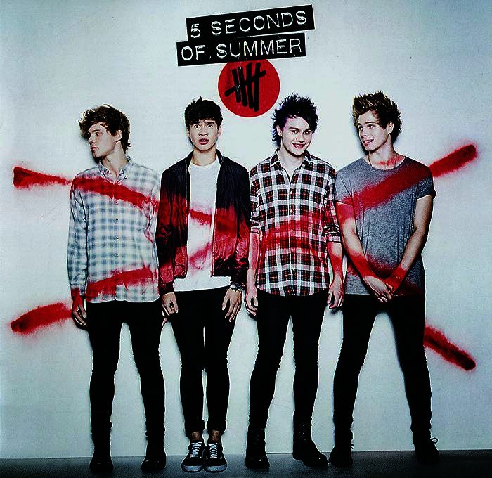 Перевод песен 5 seconds. 5 Seconds of Summer 2014. Группа 5 seconds of Summer English Love Affair. 5 Seconds of Summer Vinyl Calm. Seconds anyone?.