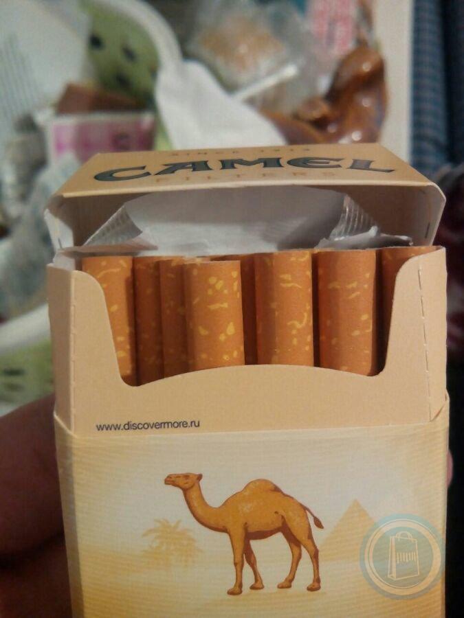 Camel какие вкусы. Кэмел компакт 100. Сигареты Camel Compact 100. Cигареты с фильтром "Camel Compact". Пачка сигарет кэмел желтый.