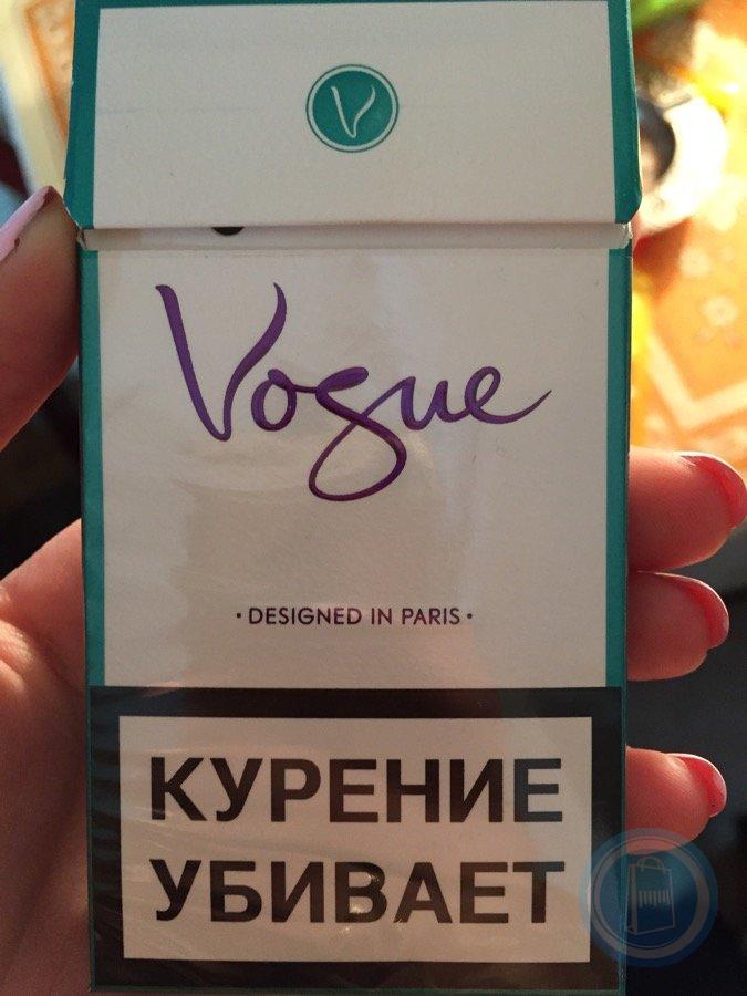 Тонкие сигареты с кнопкой. Сигареты Vogue menthe. Сигареты Вог тонкие с ментолом. Вог ментоловые сигареты Вог.